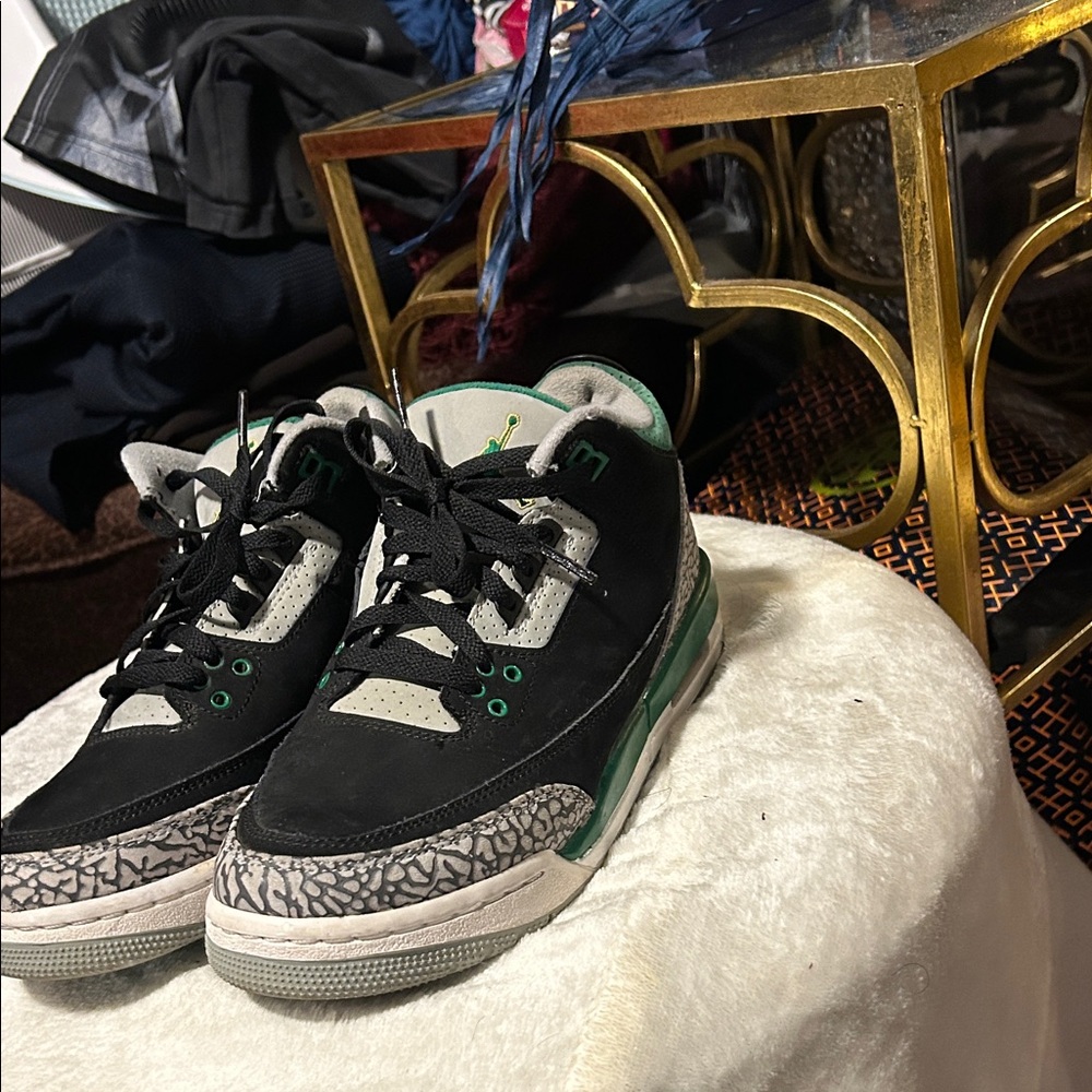 Jordan Women's Shoes in Black and Green